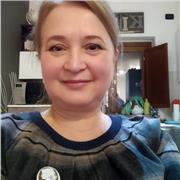 Sono una madre- lingua russa, posso fare le lezioni private con i ragazzi e adulti, quelli che vogliono imparare il russo